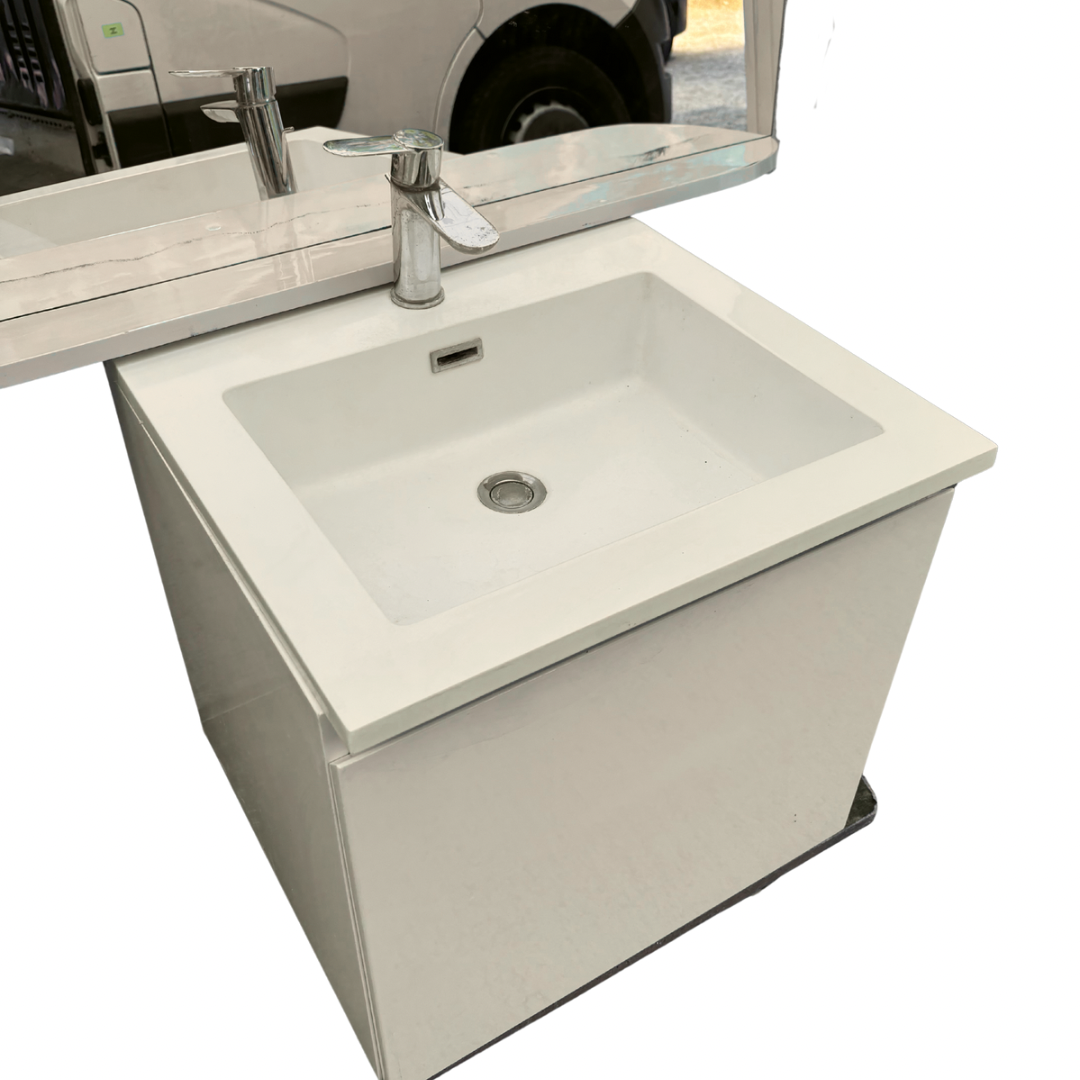 Lavabo & Miroir salle de bain
