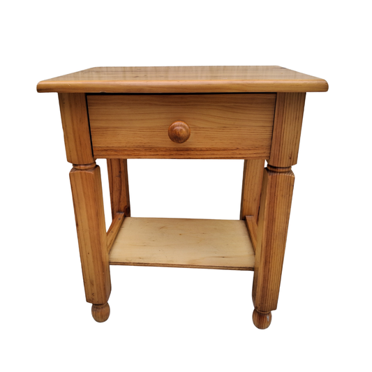 Table chevet en pin