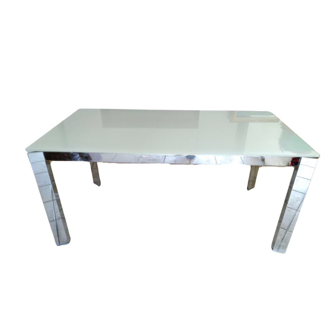 Grande table en verre