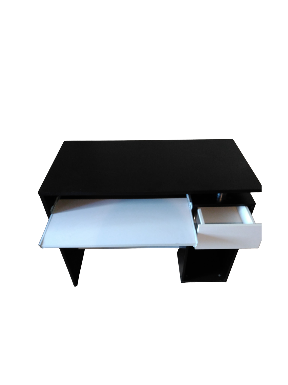 Bureau noir et blanc