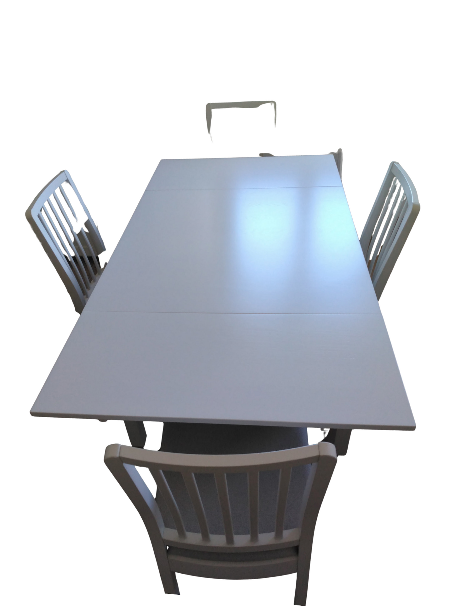 Table  de séjour a rallonges et 4 chaises